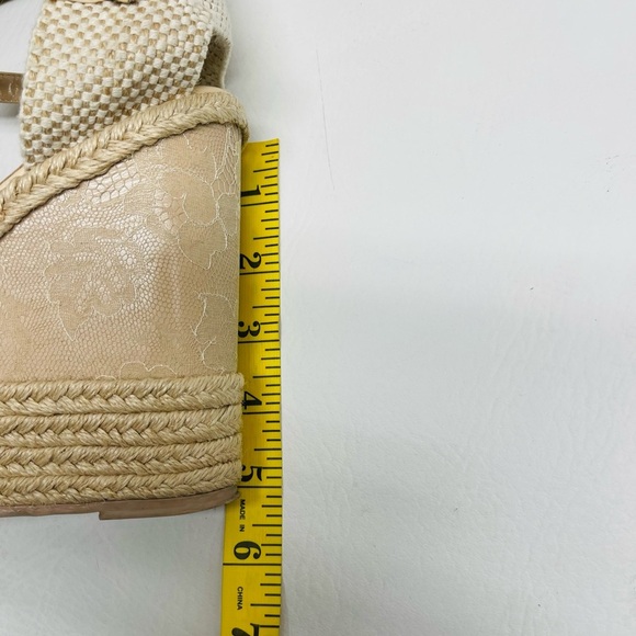 Valentino Lace Platform Wedges size 40/ 9 - Picture 4 of 12